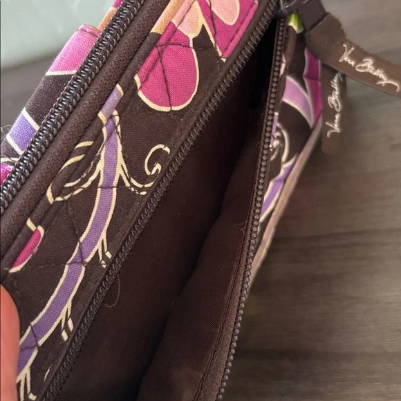 Vera Bradley Floral Retired Turnlock Ziparound Quilted Credit‎ Card Wallet - Picture 9 of 10